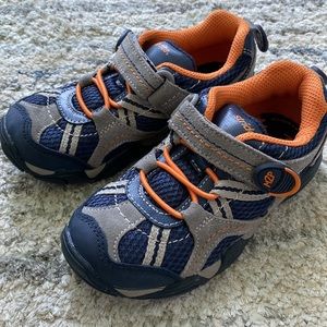Stride Rite - Boys NEW Size 10M